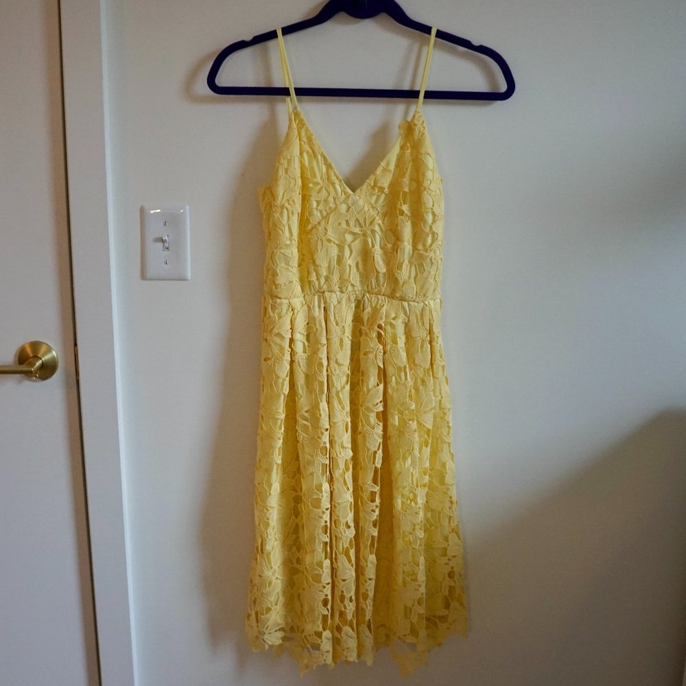 Design Lab Yellow Lace Overlay Midi Dress Size S